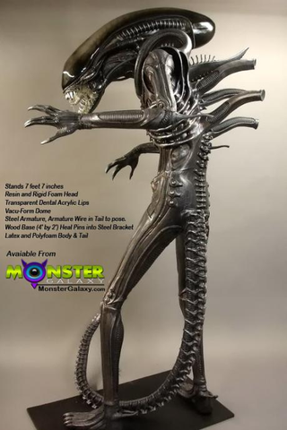 Illustration for article titled Real-Size Alien Statue Guaranteed to Kill You at Night